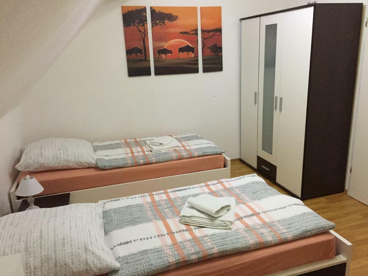Lorenz Apartment 2 ハッティンゲン エクステリア 写真
